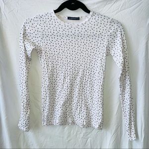 Brandy Melville Floral Ling Sleeve